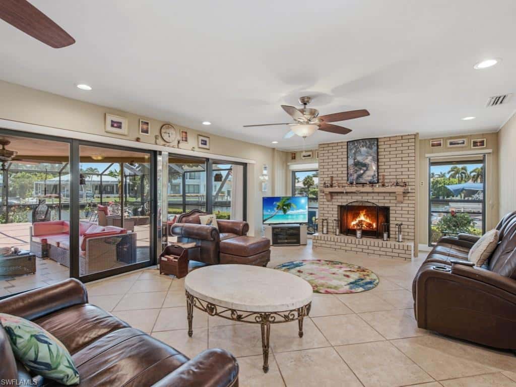 197 Gulfport Ct, Marco Island, photo 9