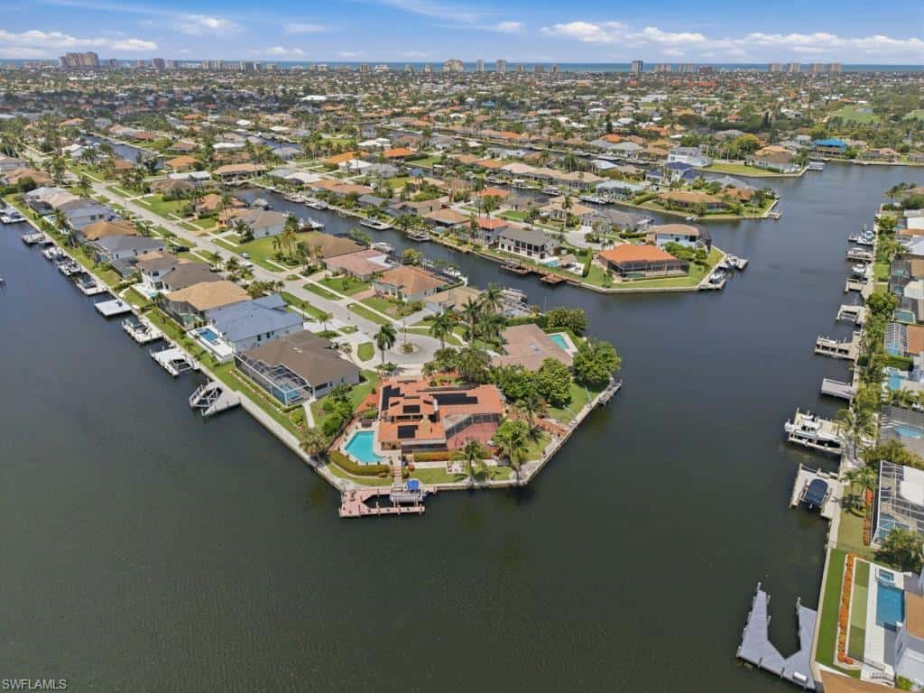 197 Gulfport Ct, Marco Island, photo 38