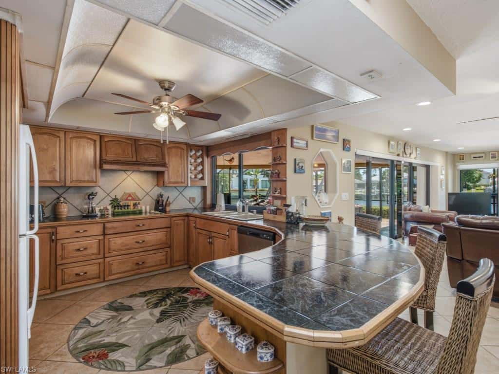 197 Gulfport Ct, Marco Island, photo 8