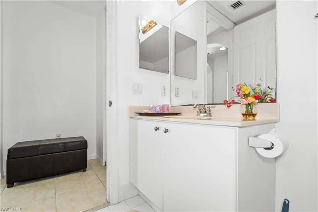 1405 Mariposa Cir #102, Naples, photo 23