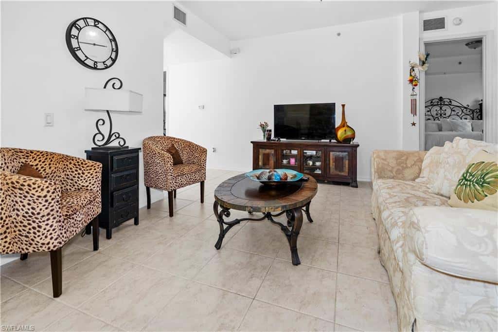 1405 Mariposa Cir #102, Naples, photo 26