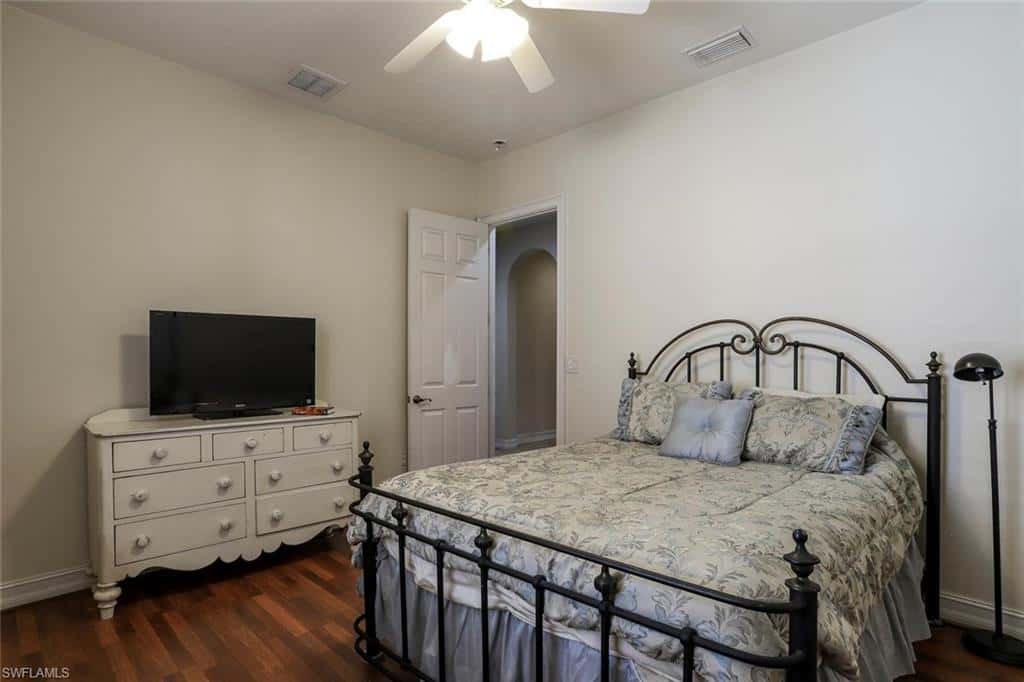 3155 Santorini Ct, Naples, photo 16