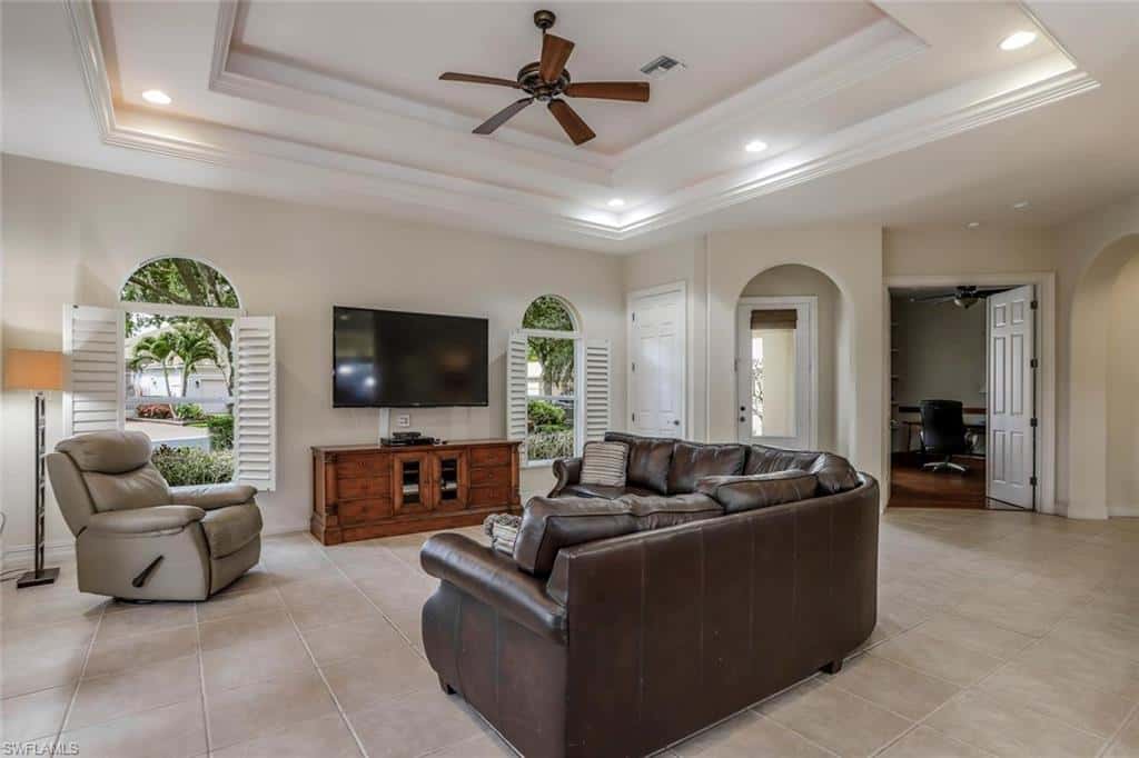 3155 Santorini Ct, Naples, photo 10