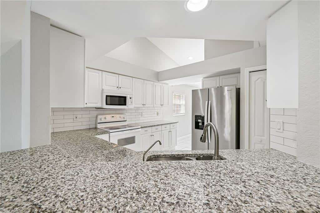 349 Dover Pl #203, Naples, photo 9