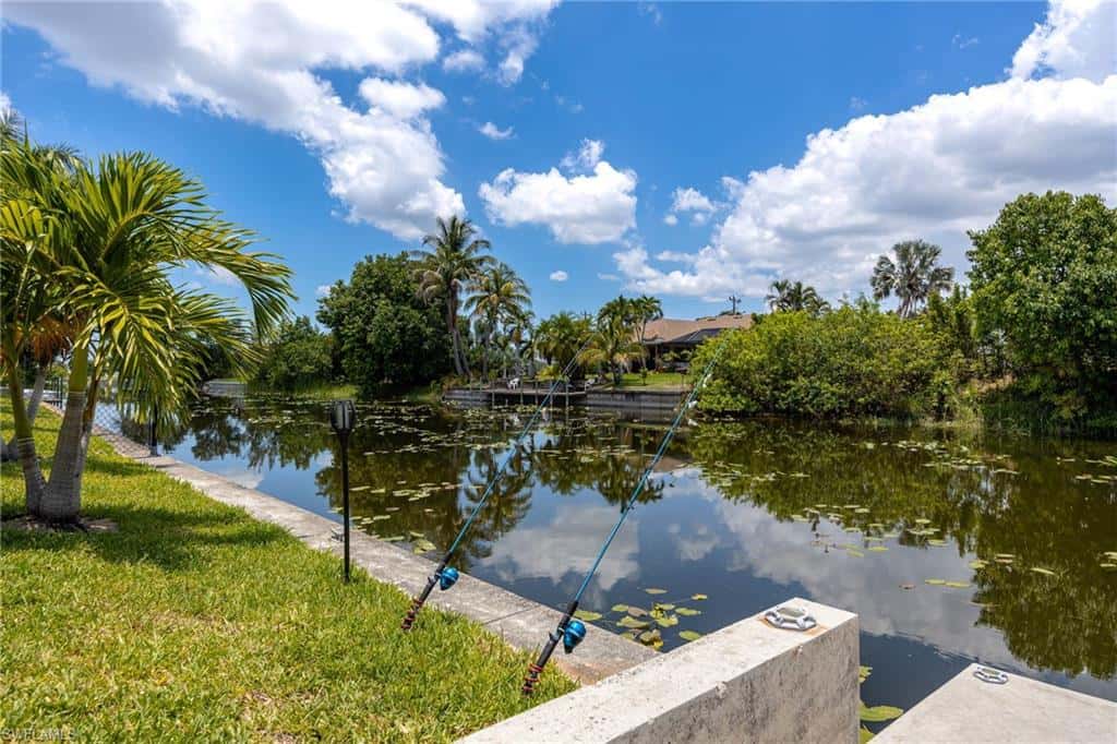 207 Gleason Pkwy, Cape Coral, photo 43