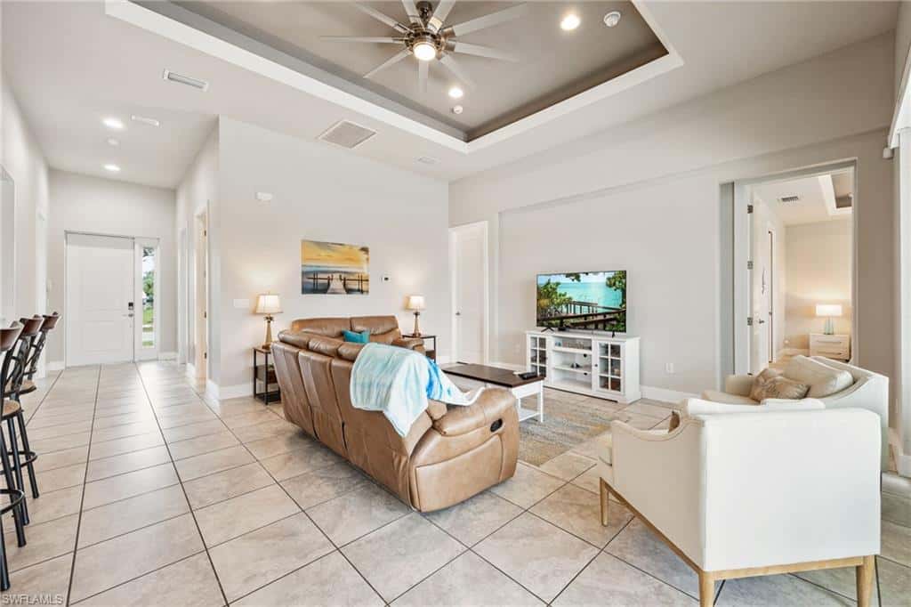 207 Gleason Pkwy, Cape Coral, photo 10