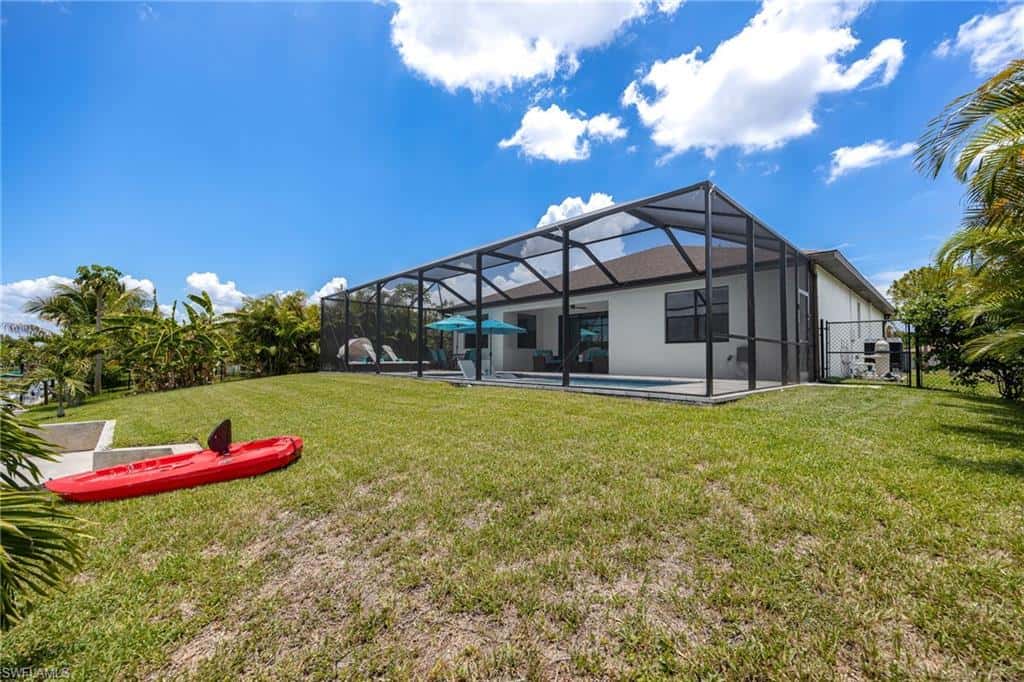 207 Gleason Pkwy, Cape Coral, photo 41