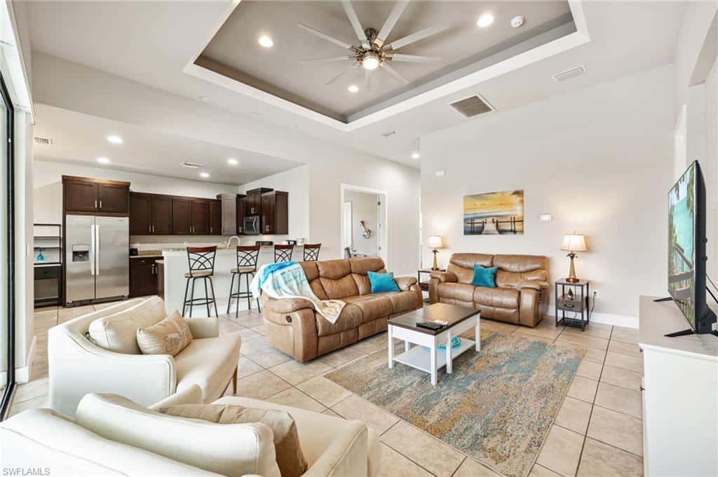 207 Gleason Pkwy, Cape Coral, photo 11