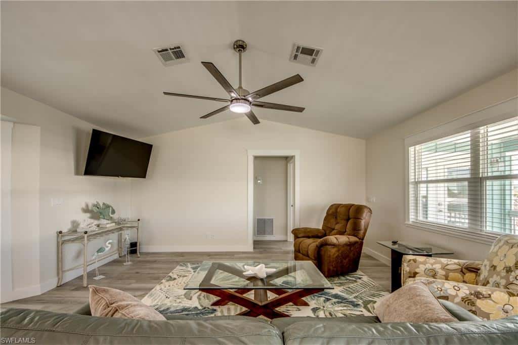 2360 Oleander St, St. James City, photo 8