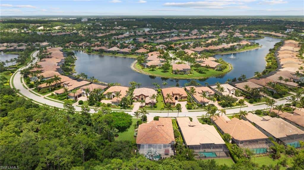 6477 Costa Cir, Naples, photo 43