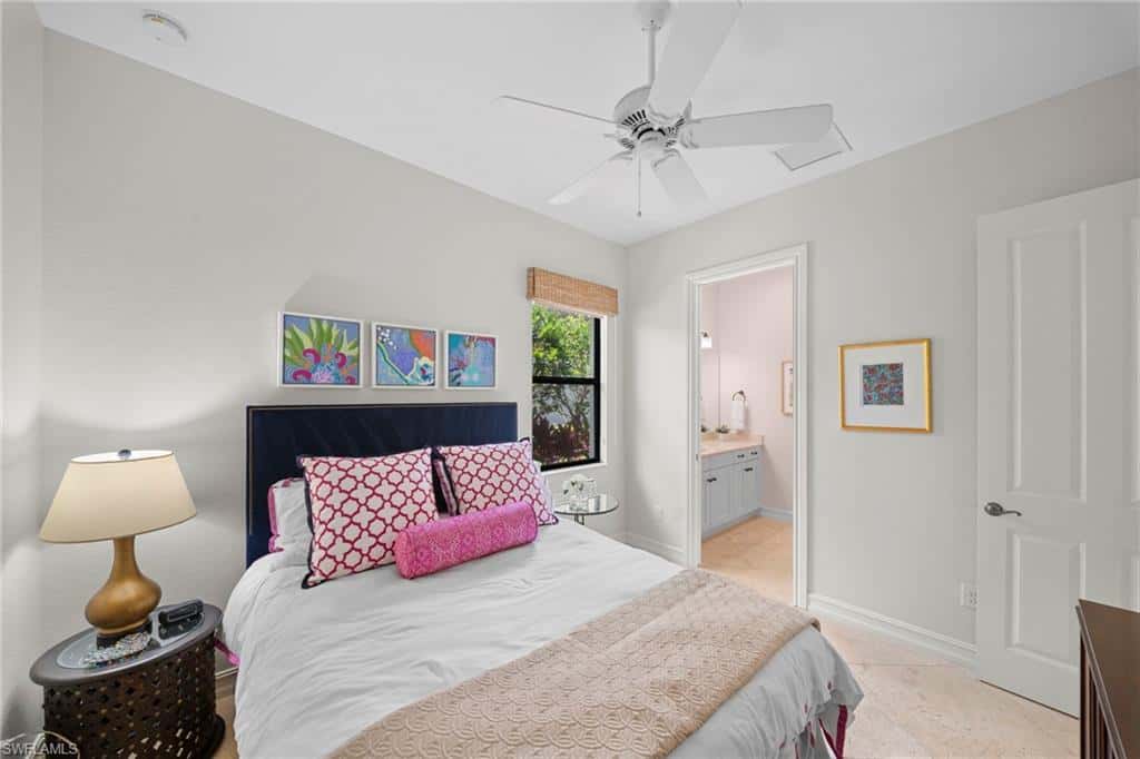 6477 Costa Cir, Naples, photo 26