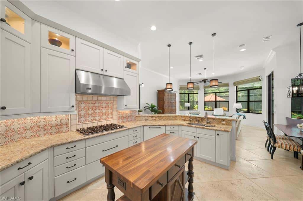 6477 Costa Cir, Naples, photo 9