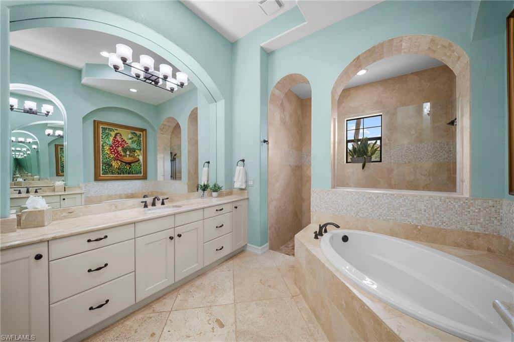 6477 Costa Cir, Naples, photo 18