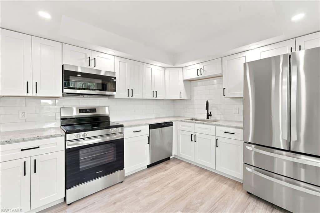 379 Palm Dr #3, Naples, photo 7