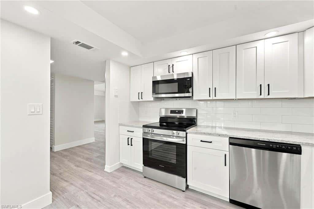 379 Palm Dr #3, Naples, photo 8