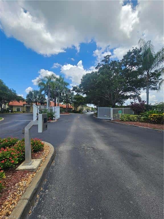 8284 Key Royal Cir #1312, Naples, photo 26