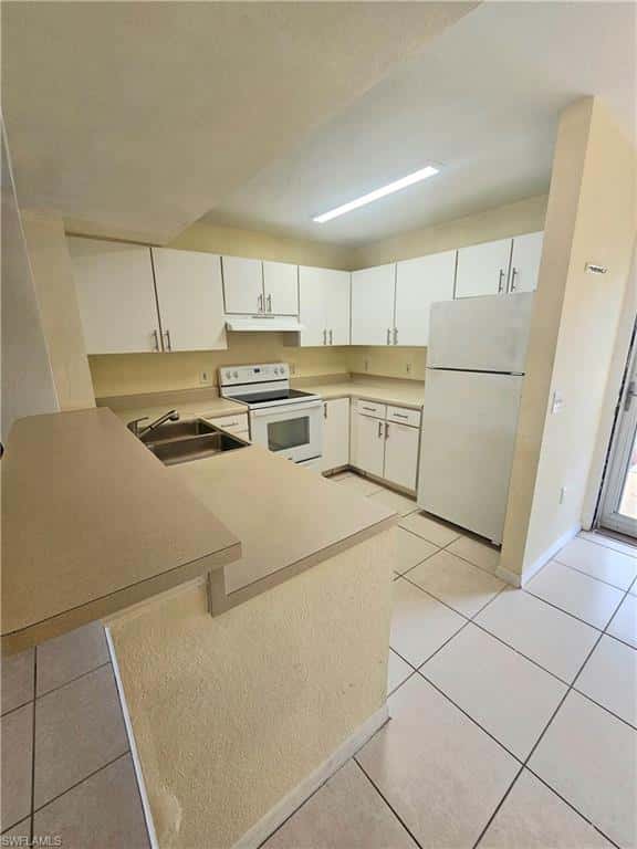 8284 Key Royal Cir #1312, Naples, photo 11
