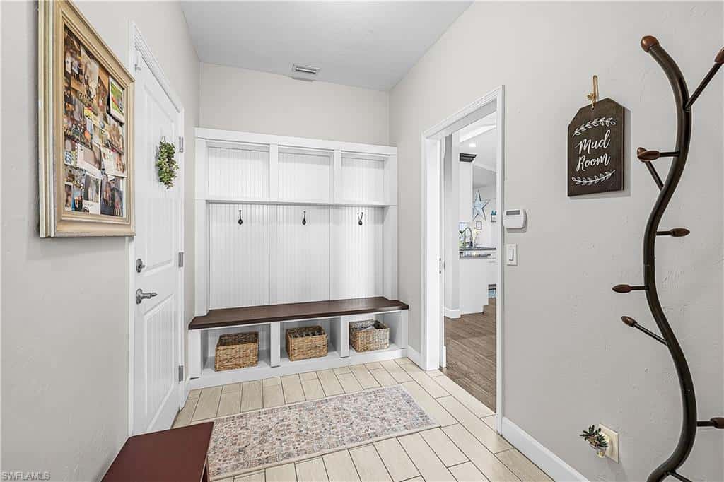 13961 Binghampton Dr, Fort Myers, photo 5