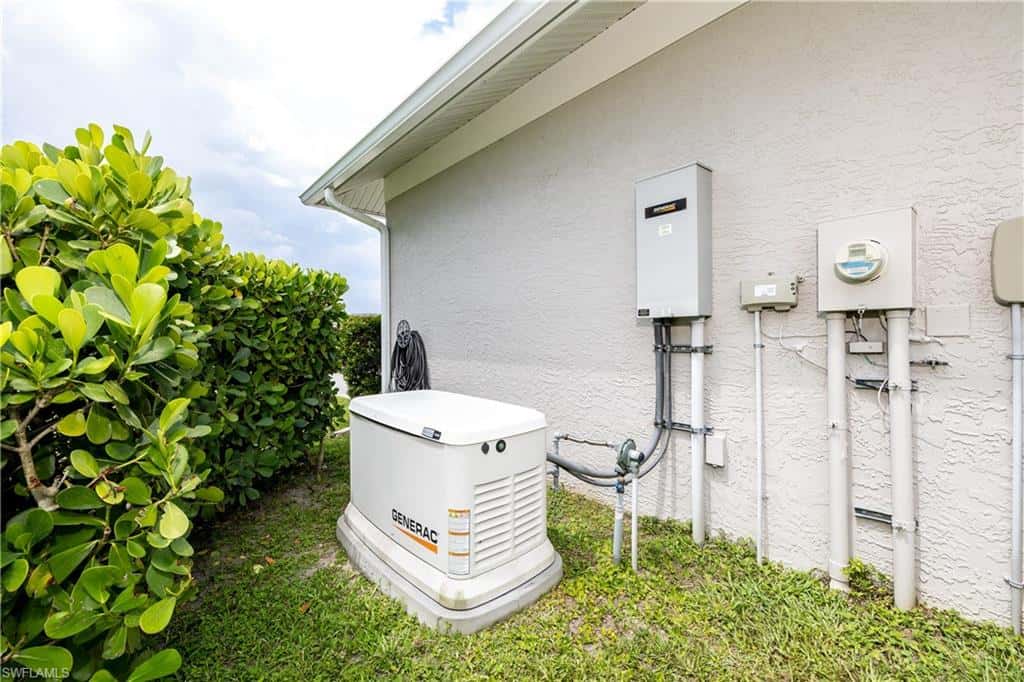 13961 Binghampton Dr, Fort Myers, photo 10
