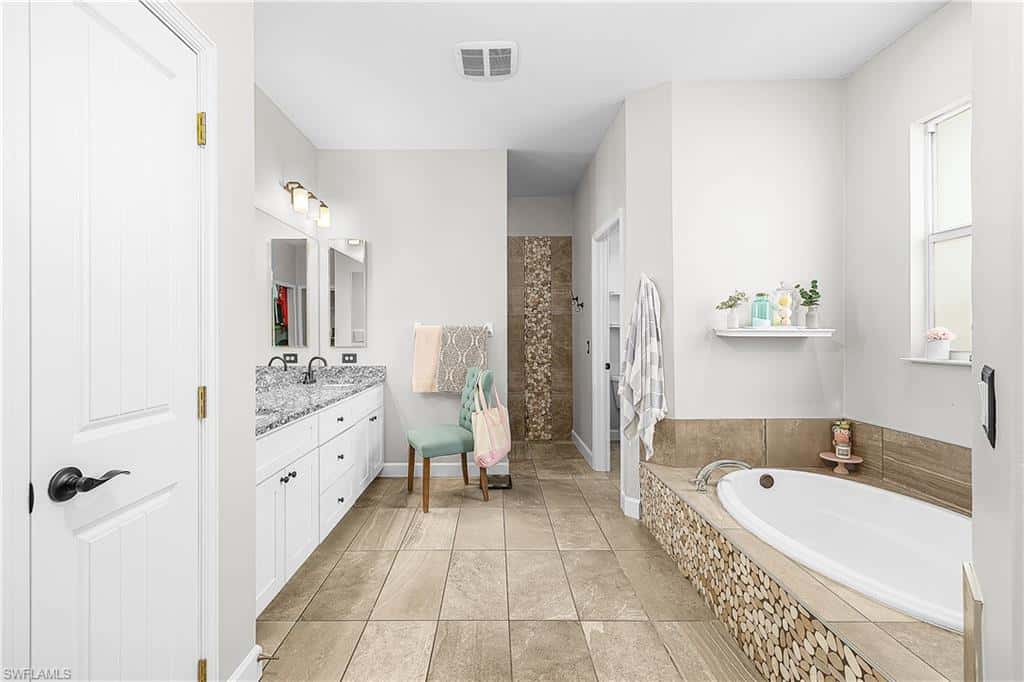 13961 Binghampton Dr, Fort Myers, photo 25