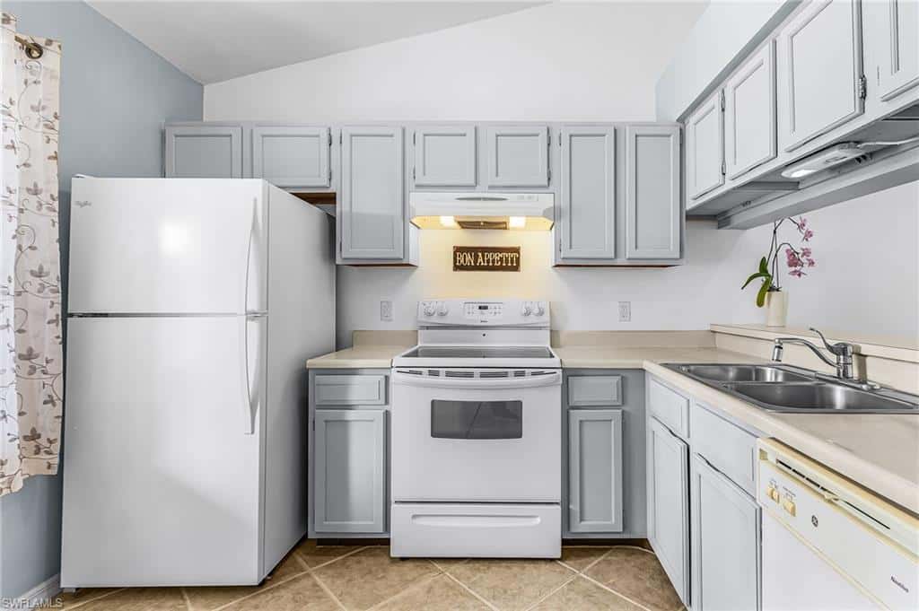 5857 Rattlesnake Hamm Rd #204, Naples, photo 7