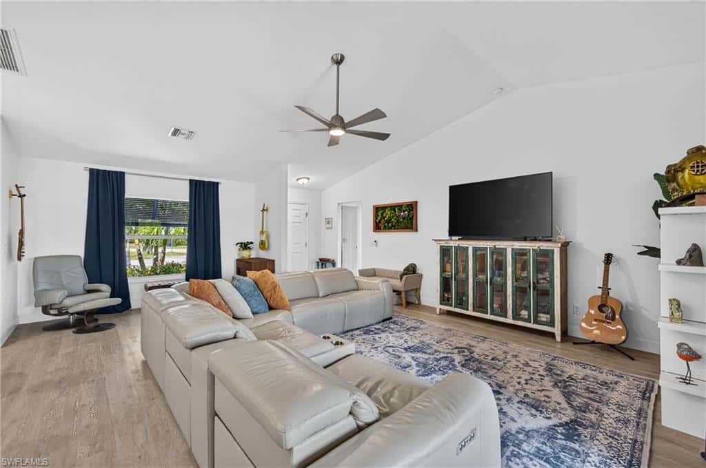 3104 Seafarer Dr, Punta Gorda, photo 6