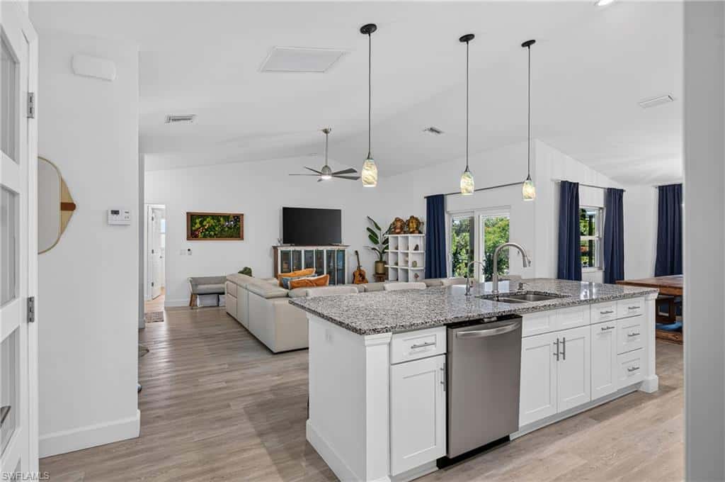 3104 Seafarer Dr, Punta Gorda, photo 13