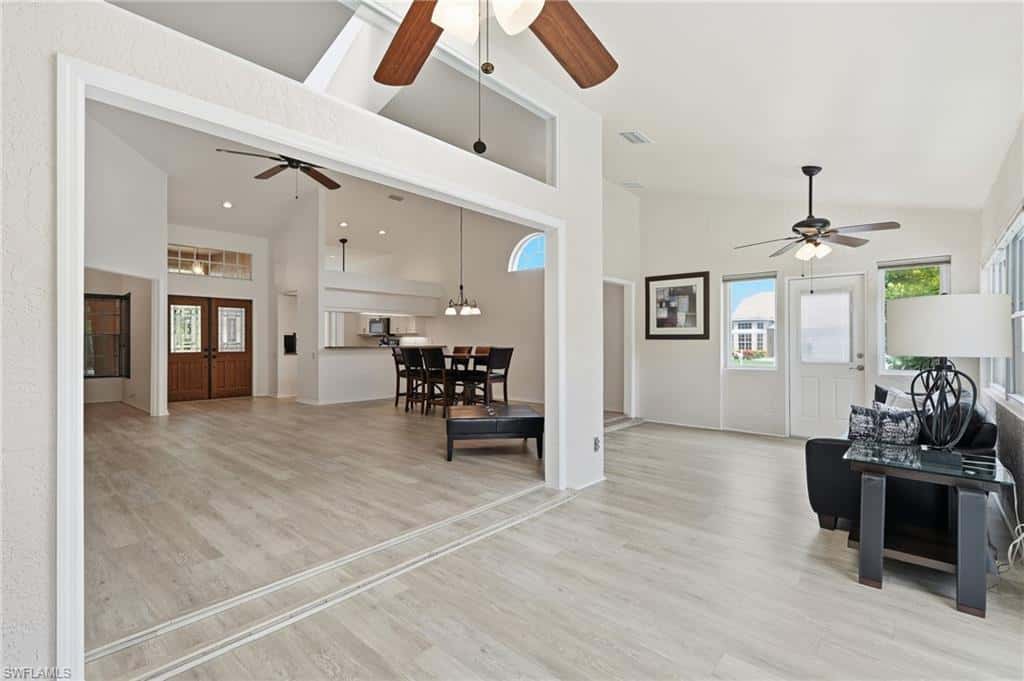 8185 Breton Cir, Fort Myers, photo 10