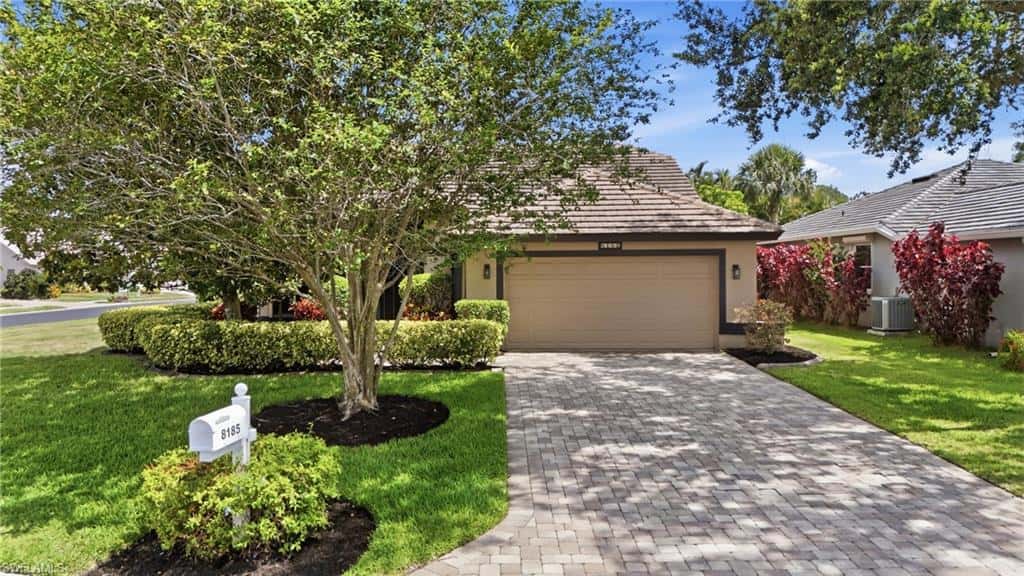 8185 Breton Cir, Fort Myers, photo 35