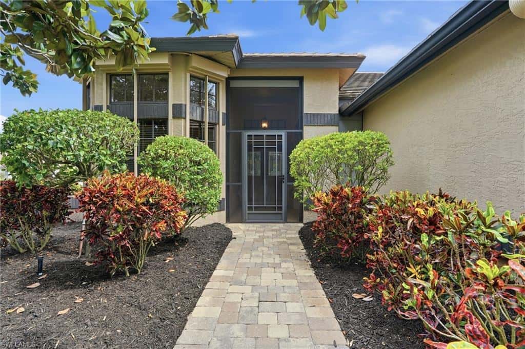 8185 Breton Cir, Fort Myers, photo 4