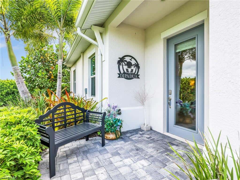 8958 Saint Lucia Dr, Naples, photo 30