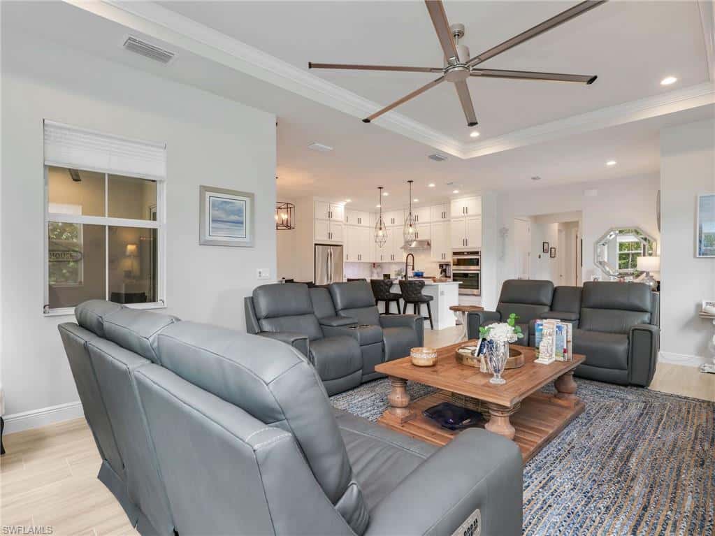 8958 Saint Lucia Dr, Naples, photo 14