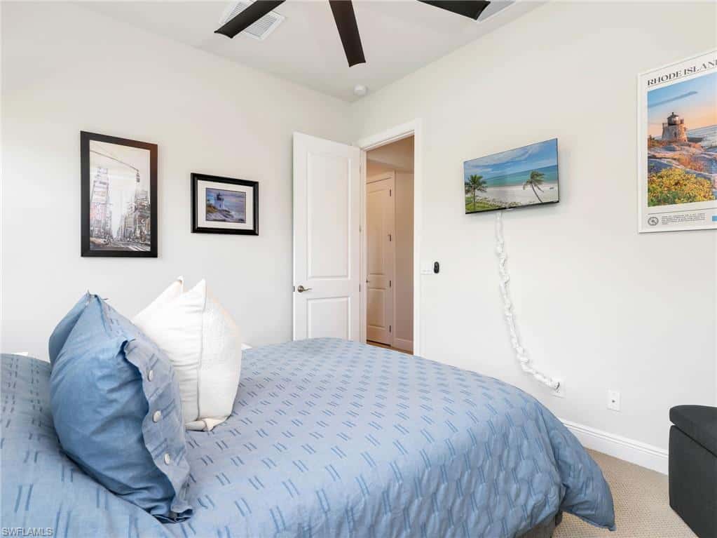 8958 Saint Lucia Dr, Naples, photo 21