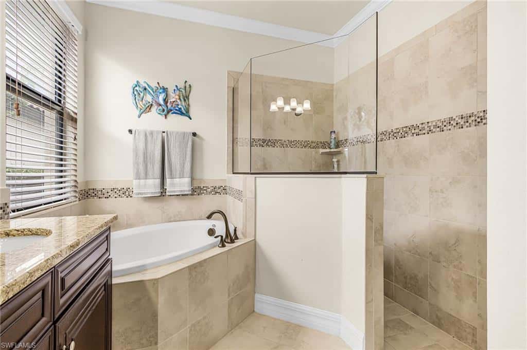 28554 Westmeath Ct, Bonita Springs, photo 22