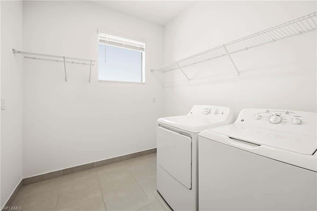 20521 Fair Oak Ln, Estero, photo 21