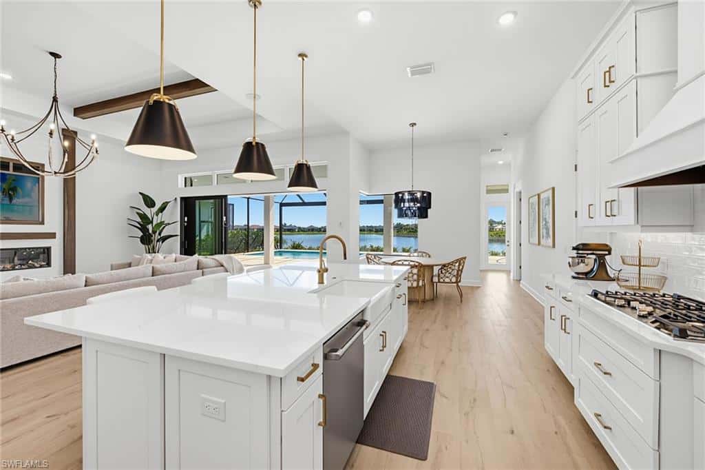 15382 Turin Dr, Naples, photo 6
