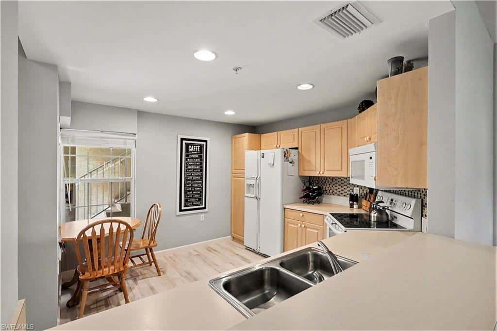 3031 Horizon Ln #2303, Naples, photo 7