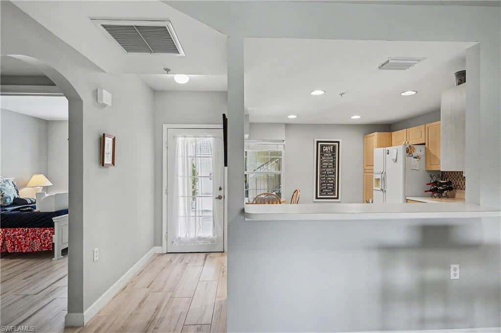 3031 Horizon Ln #2303, Naples, photo 4