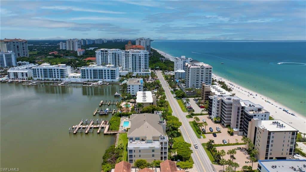 9380 Gulf Shore Dr #402, Naples, photo 5