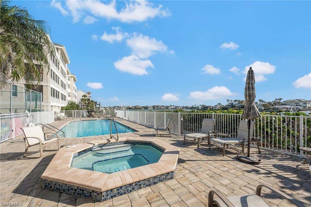 9380 Gulf Shore Dr #402, Naples, photo 19