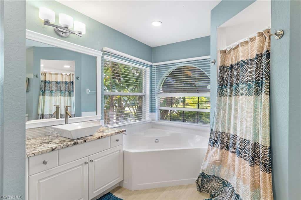 2101 29th Ter, Cape Coral, photo 17