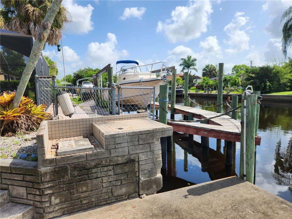 250 Alameda Ave, Fort Myers, photo 4