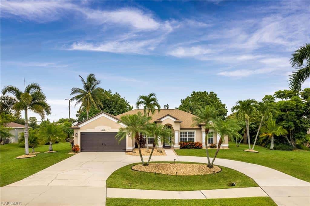 1927 Savona Pkwy, Cape Coral, photo 43