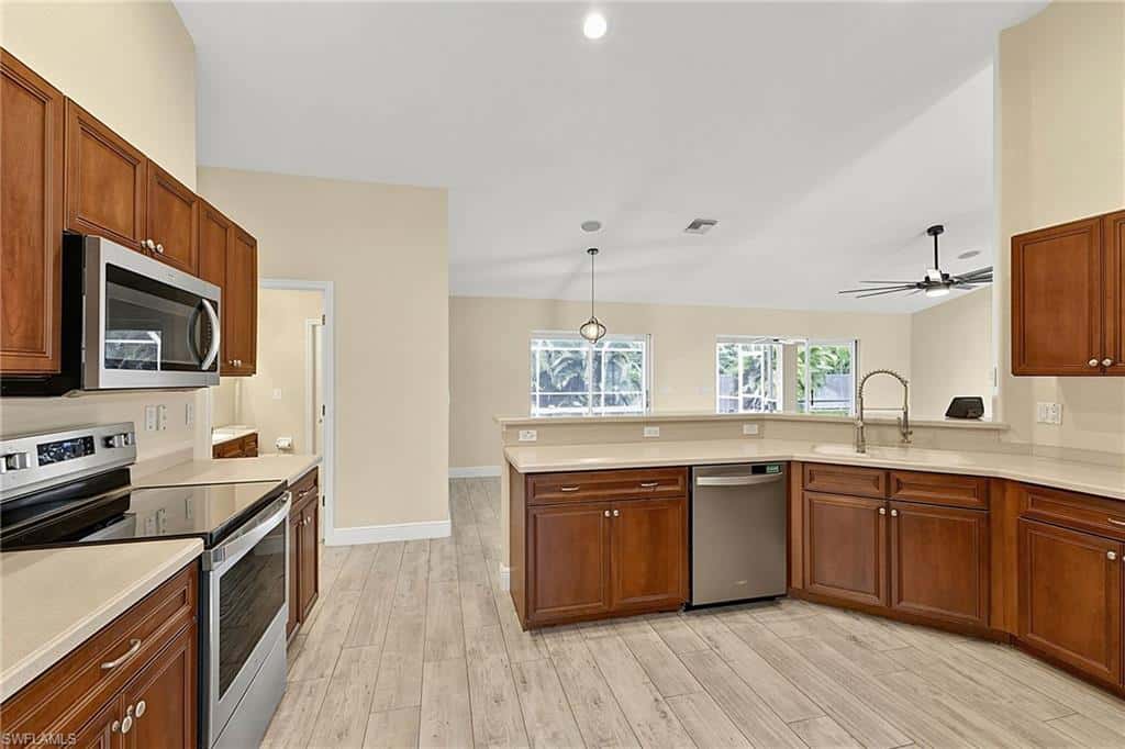 1927 Savona Pkwy, Cape Coral, photo 9