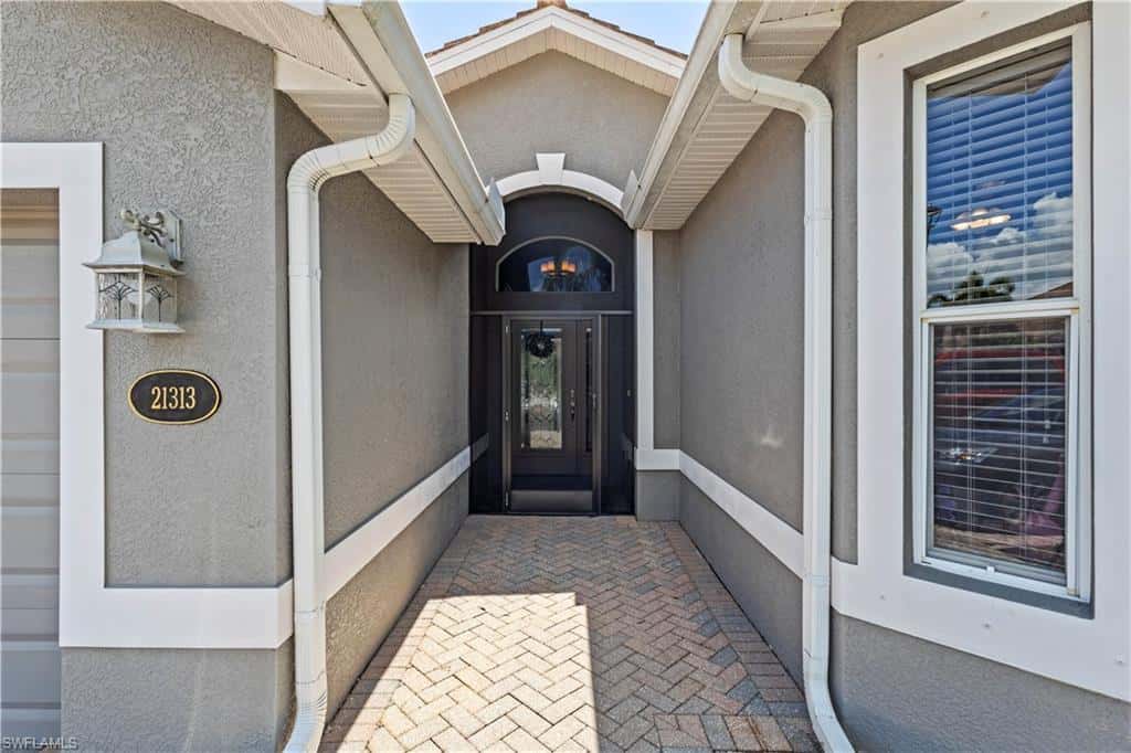 21313 Velino Ln, Estero, photo 4
