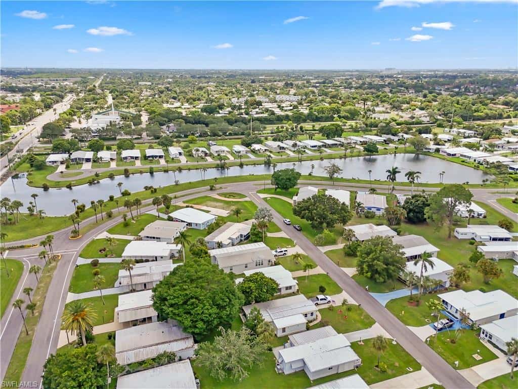 510 Menton Ln, Naples, photo 23