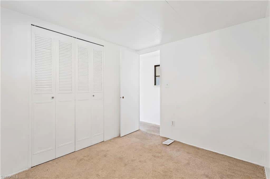 510 Menton Ln, Naples, photo 13