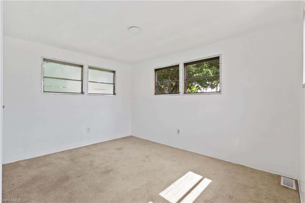 510 Menton Ln, Naples, photo 12