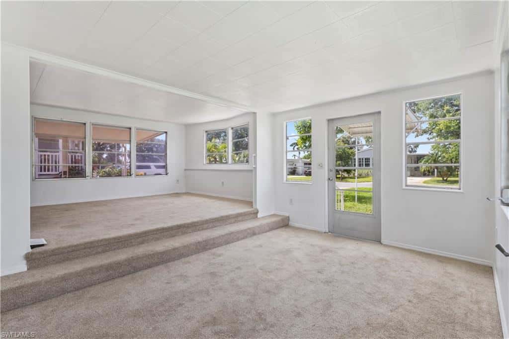 510 Menton Ln, Naples, photo 9