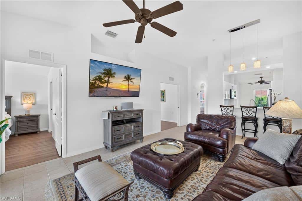 2815 Cypress Trace Cir #204, Naples, photo 5